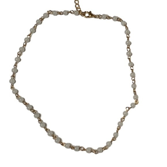 Gold pearl necklace - Picture 2 of 5